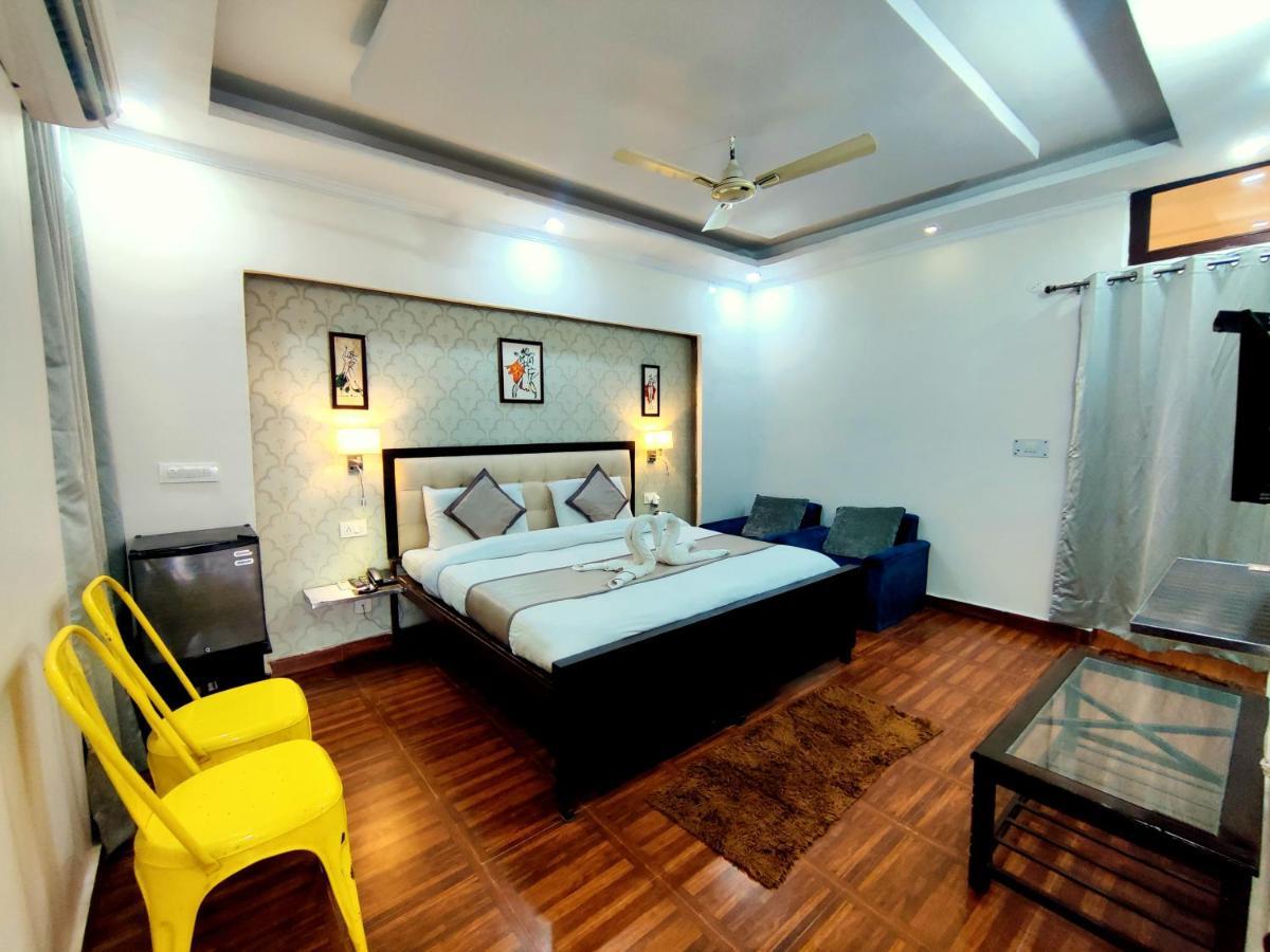 Krishna Residency - A Boutique Hotel Bareilly Esterno foto