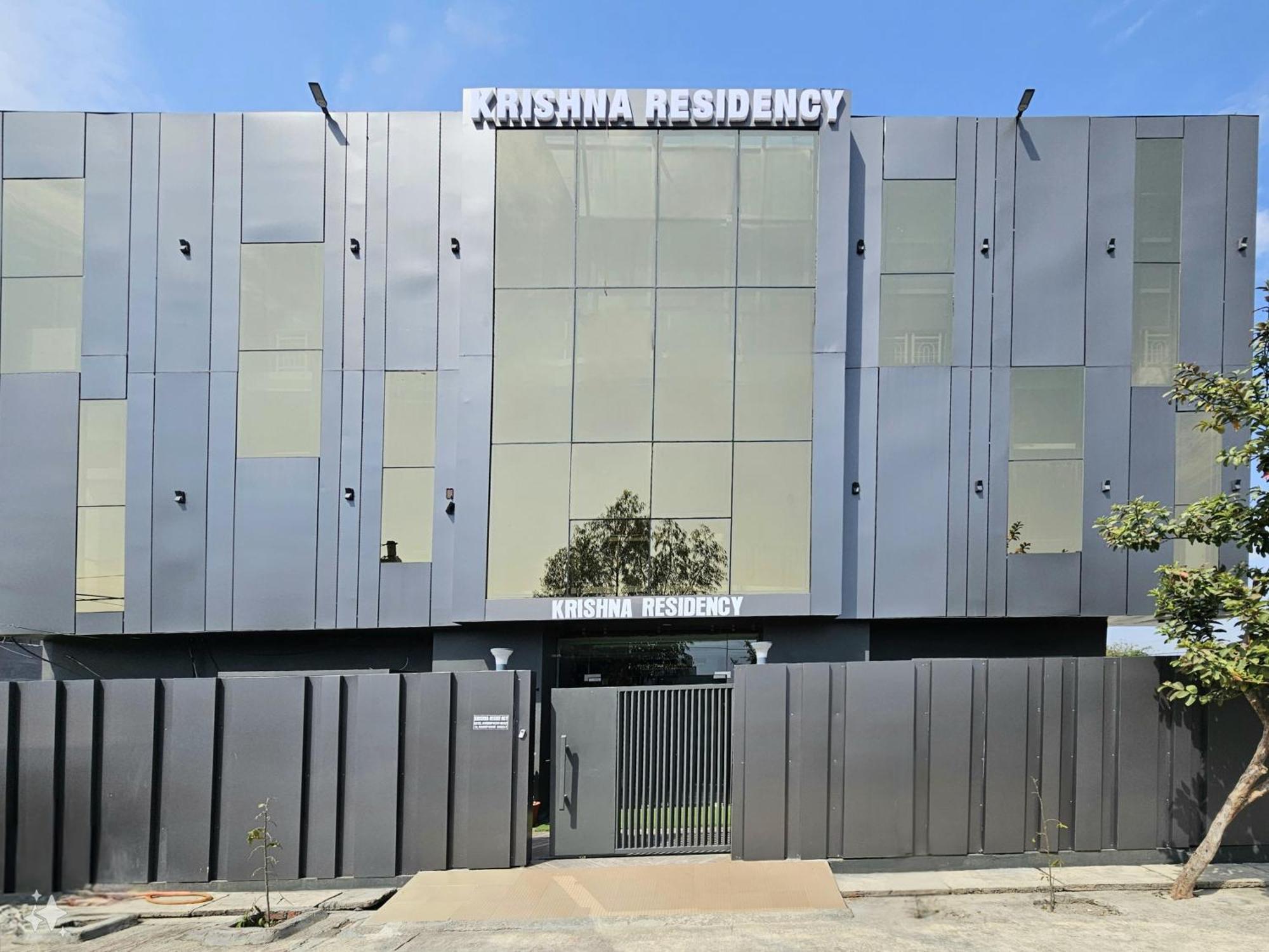 Krishna Residency - A Boutique Hotel Bareilly Esterno foto